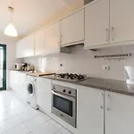 Apartament Lovelystay - Homey Feeling Flat W/ Free Parking *