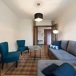 Lovelystay - Homey Feeling Flat W/ Free Parking Apartament Porto