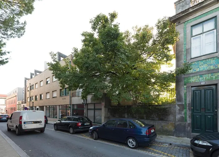 Daire Lovelystay - Homey Feeling Flat W/ Free Parking