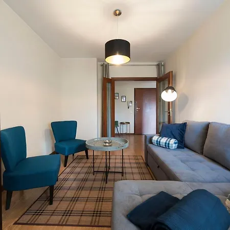 Lovelystay - Homey Feeling Flat W/ Free Parking Apartment Porto