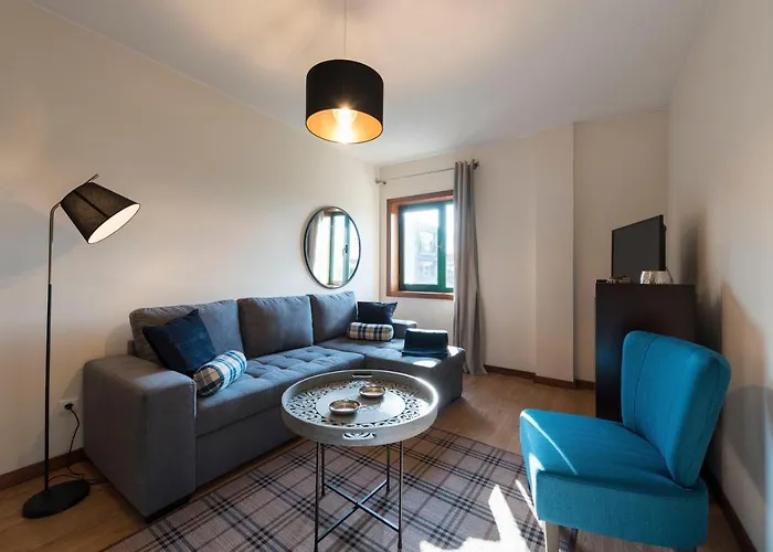 Lovelystay - Homey Feeling Flat W/ Free Parking Apartmán *