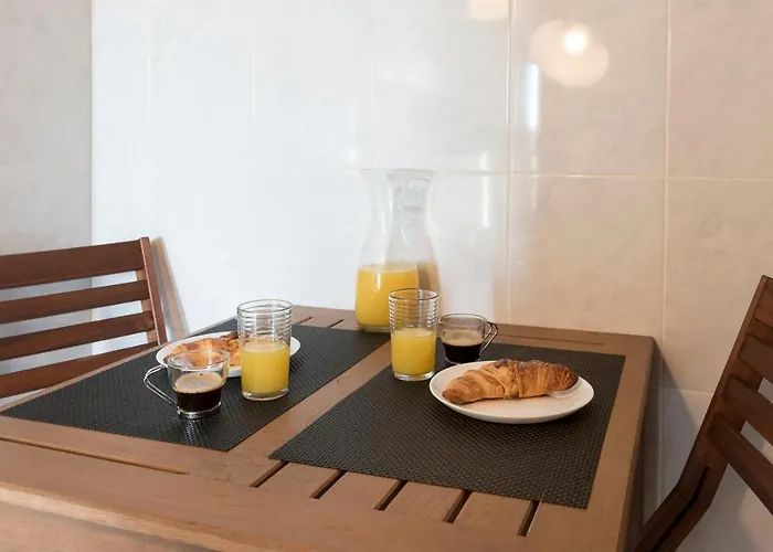 Lovelystay - Homey Feeling Flat W/ Free Parking 公寓 波尔图