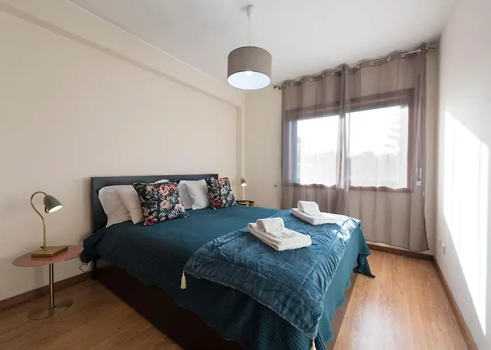 Διαμέρισμα Lovelystay - Homey Feeling Flat W/ Free Parking